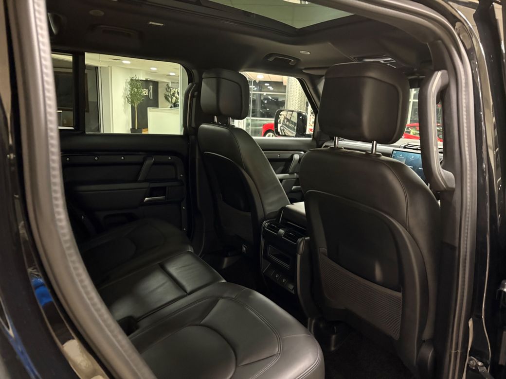 2025 Land Rover Defender