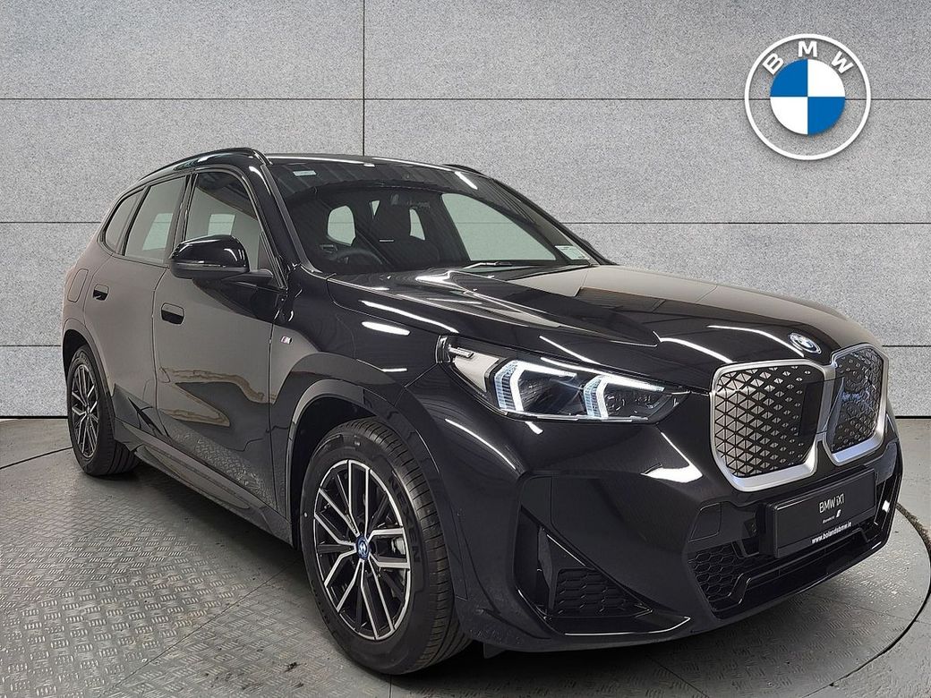 2025 BMW iX1