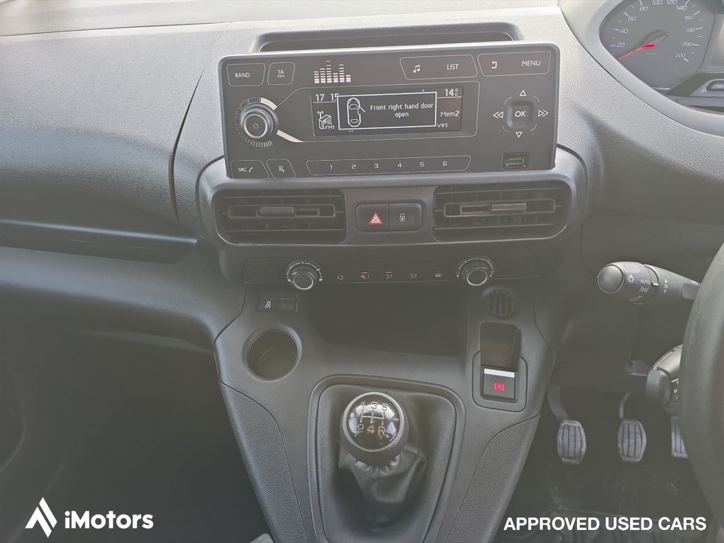 2021 Peugeot Partner