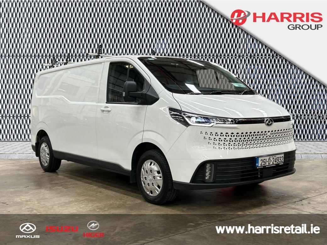 2025 White Maxus Deliver 7