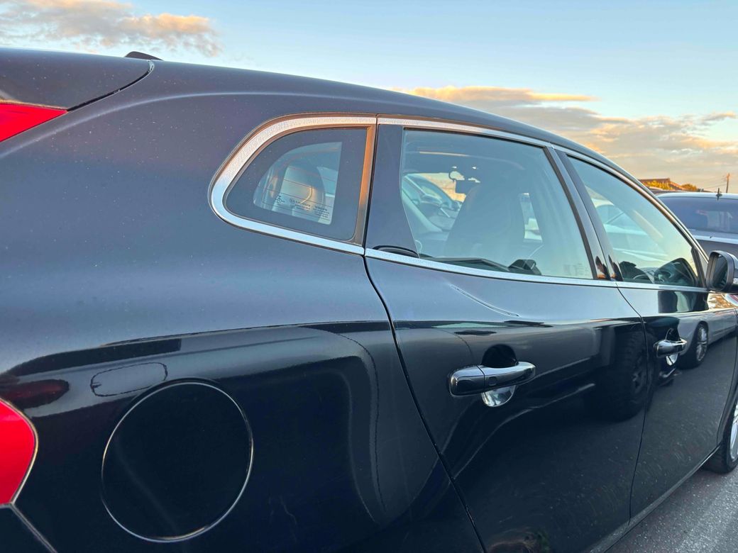 2016 Volvo V40
