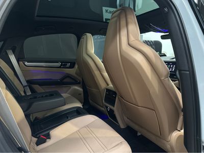 2023 Porsche Cayenne