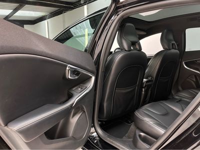 2016 Volvo V40