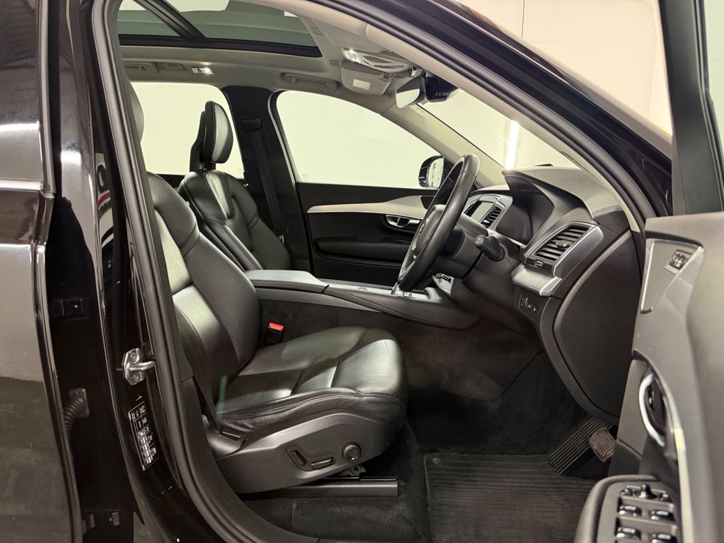 2017 Volvo XC90