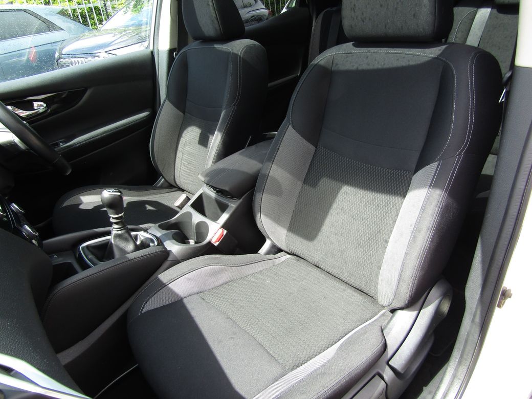 2017 Nissan Qashqai
