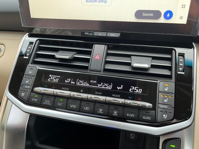 2025 Toyota Landcruiser