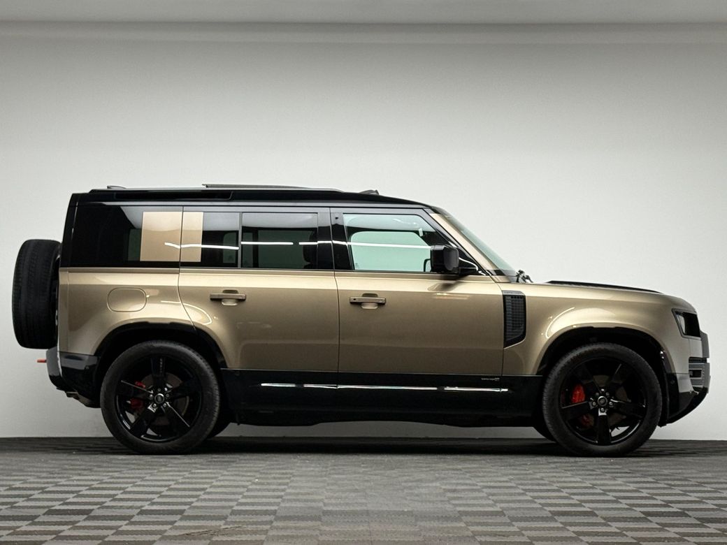 2025 Land Rover Defender