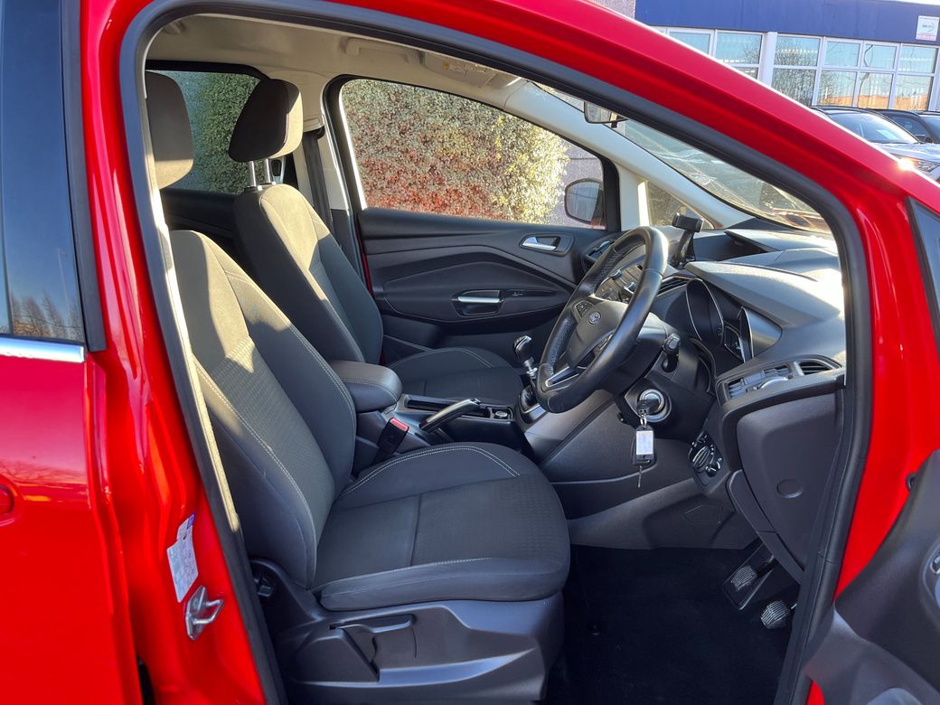 2017 Ford Grand C-Max