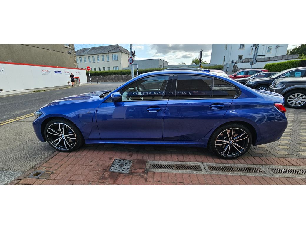 2021 BMW 330
