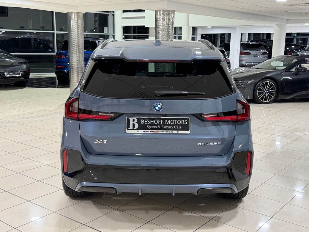 2025 BMW X1
