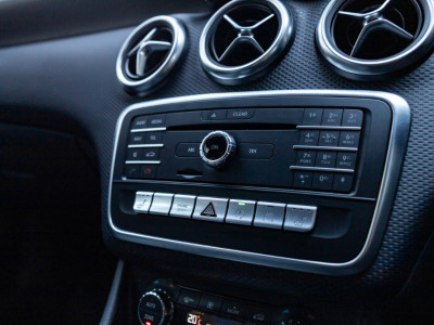 2017 Mercedes-Benz A 180