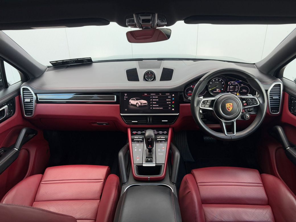 2023 Porsche Cayenne