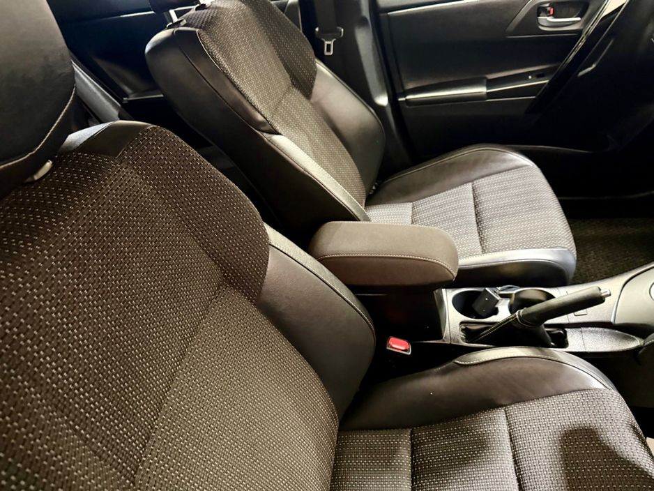 2016 Toyota Auris