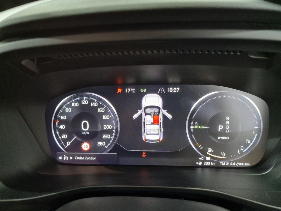 2021 Volvo XC40