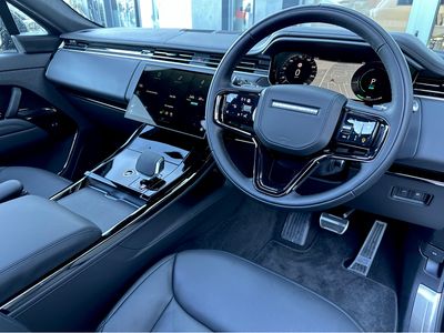 2025 Land Rover Range Rover Sport
