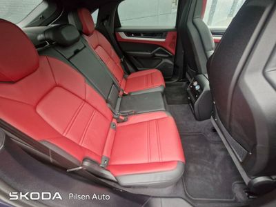 2024 Porsche Cayenne