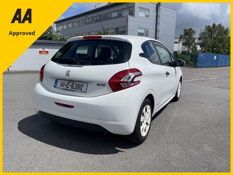 2014 Peugeot 208