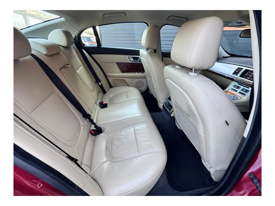 2014 Jaguar XF