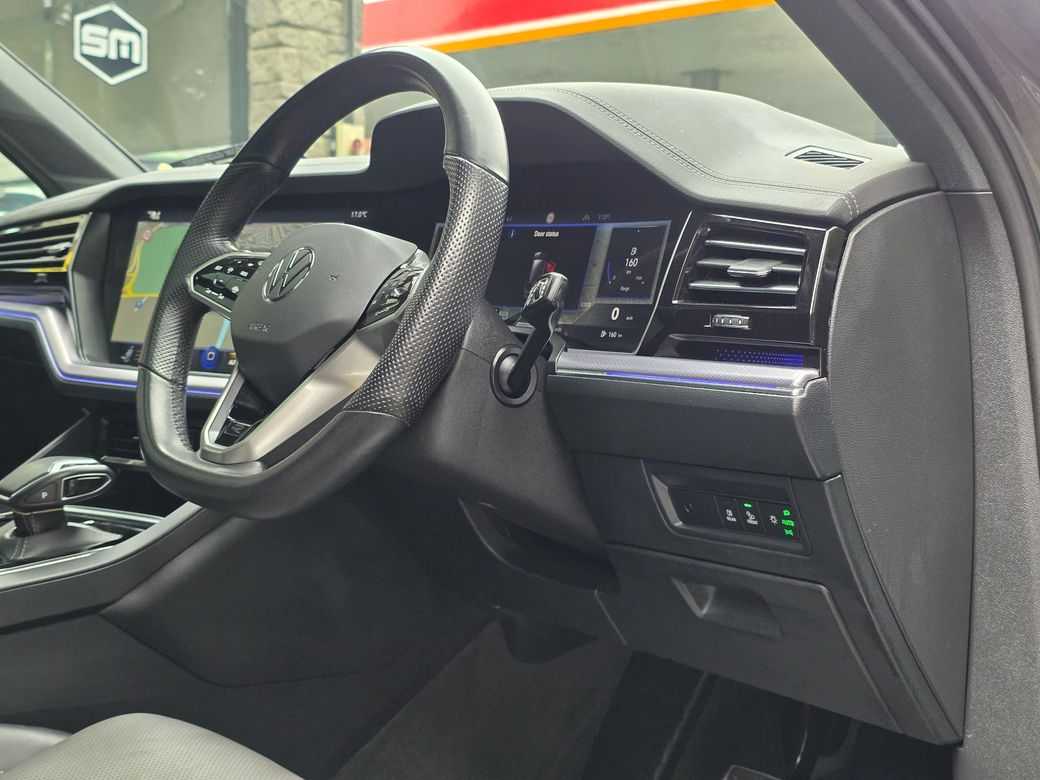2022 Volkswagen Touareg