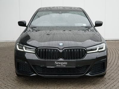 2022 BMW 530