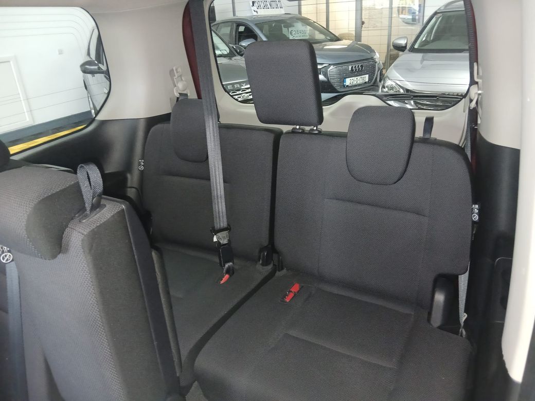 2018 Nissan Serena