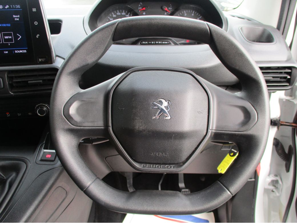 2021 Peugeot Partner