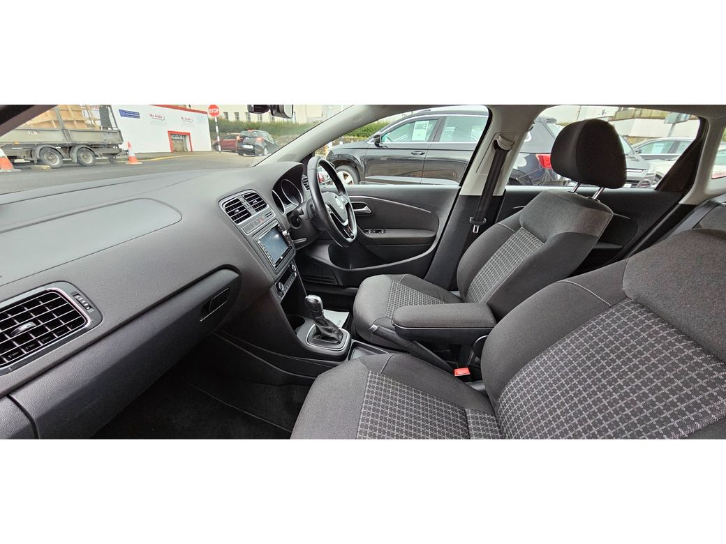 2015 Volkswagen Polo