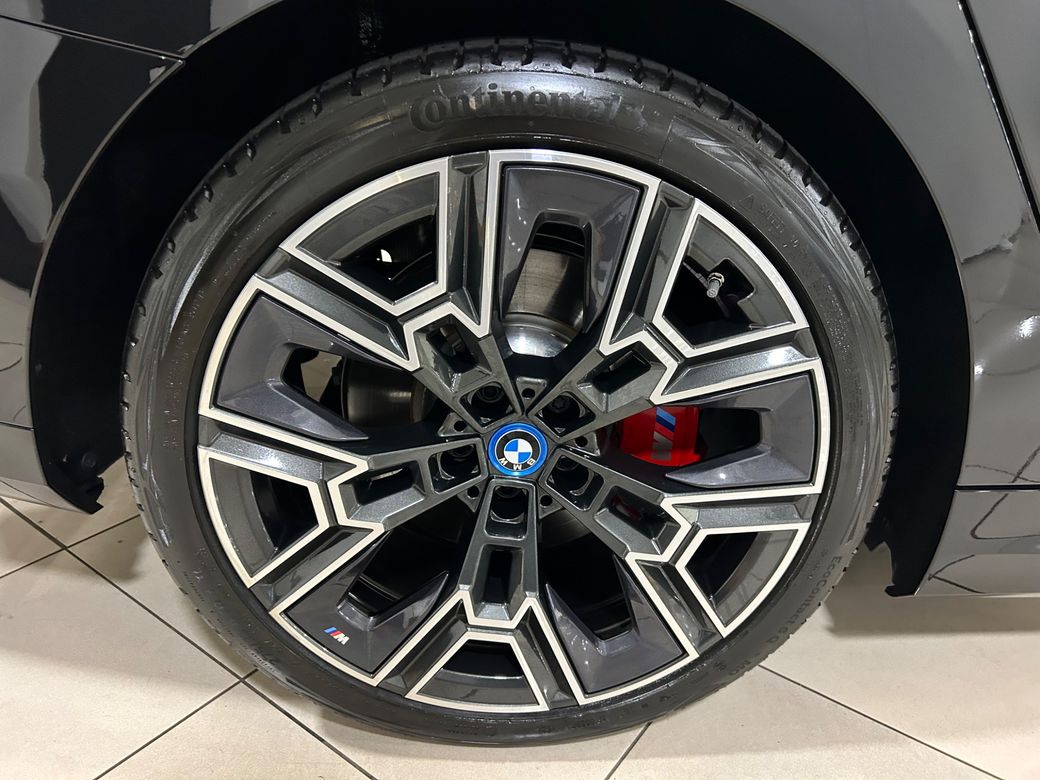 2025 BMW 5 Series
