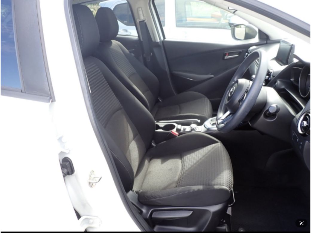 2017 Mazda Demio