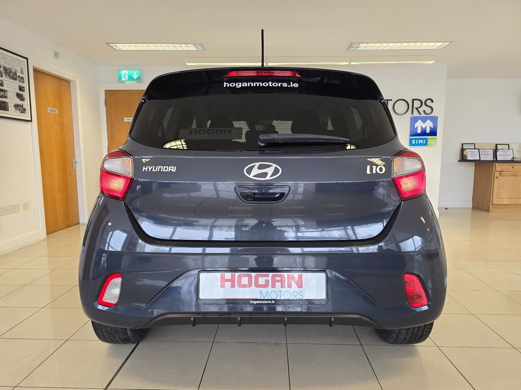 2023 Hyundai i10
