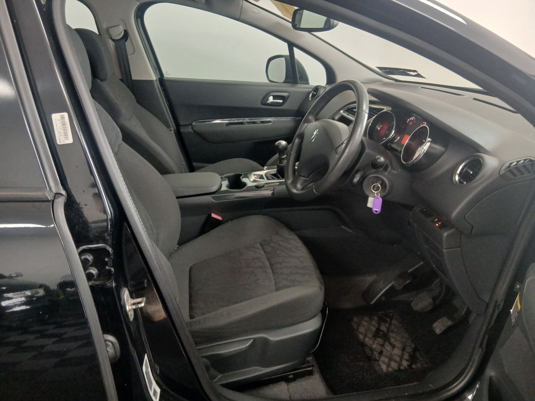 2013 Peugeot 3008