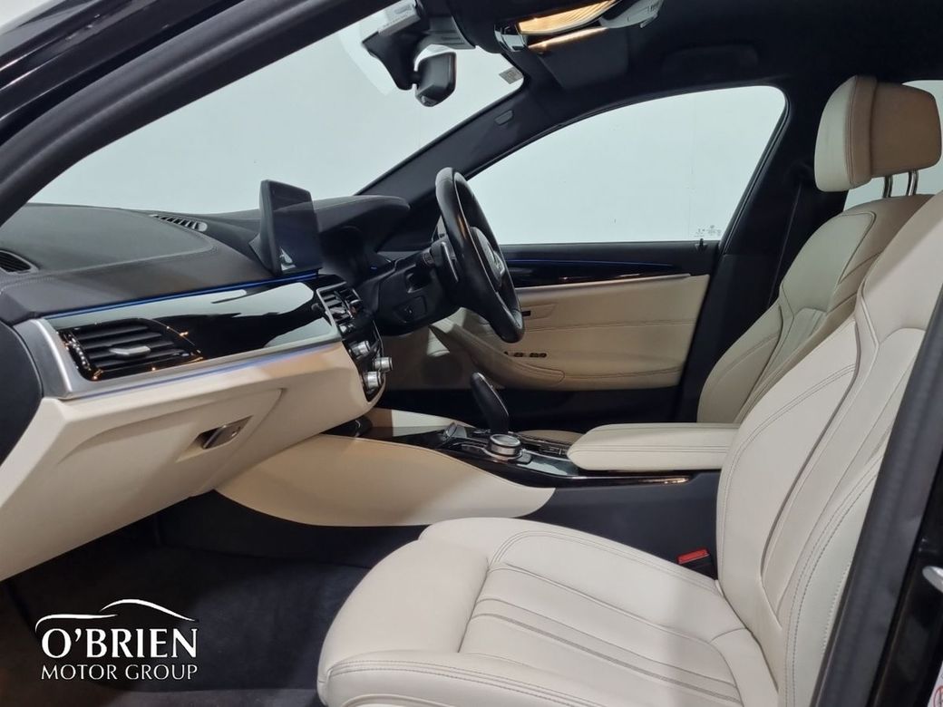 2022 BMW 5 Series