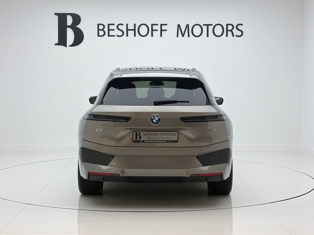 2025 BMW iX