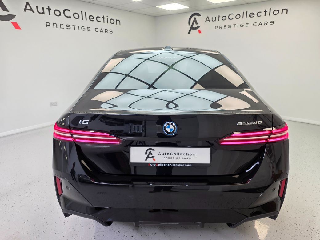 2025 BMW i5