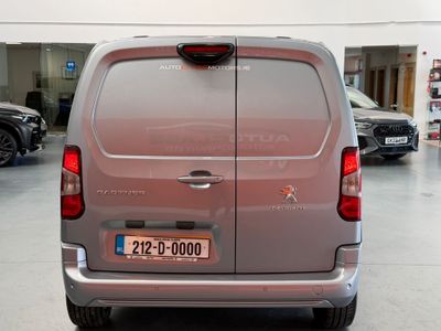 2021 Peugeot Partner