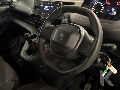 2021 Peugeot Partner