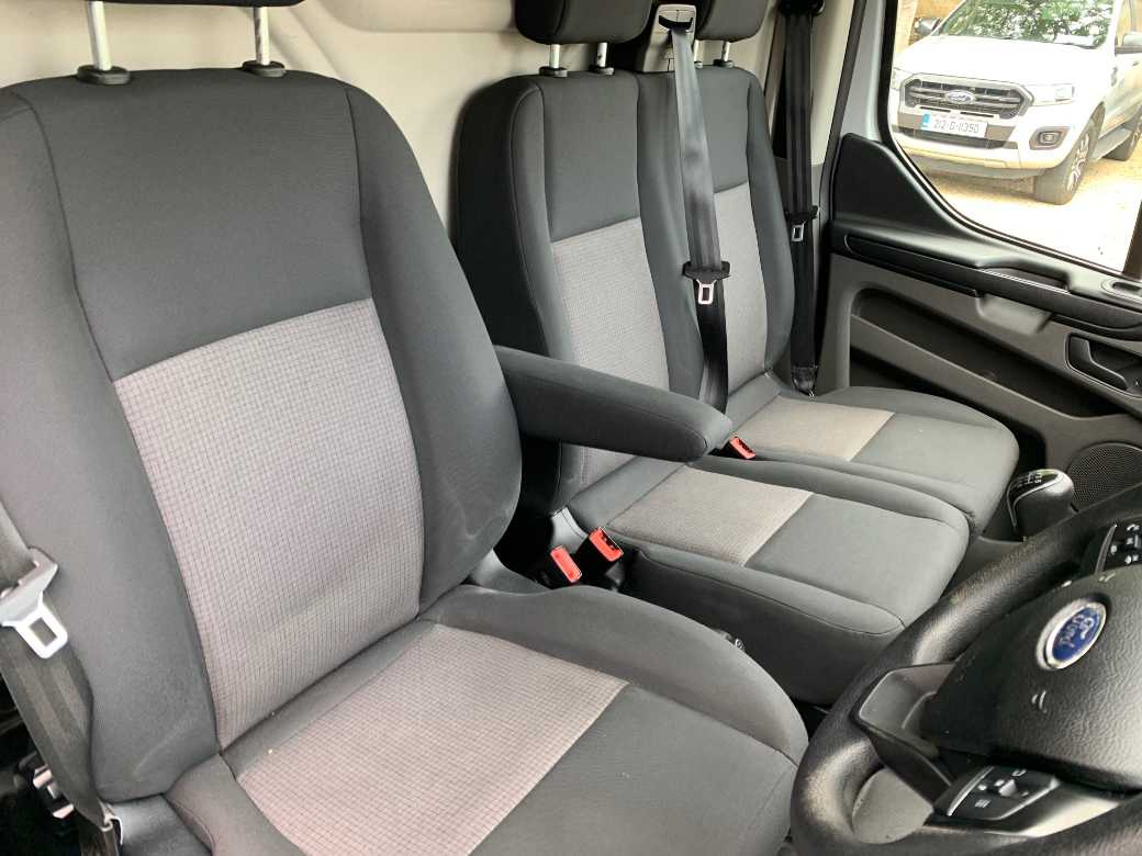 2021 Ford Transit Custom
