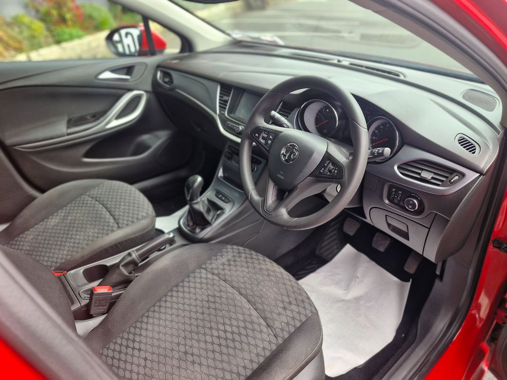 2018 Vauxhall Astra