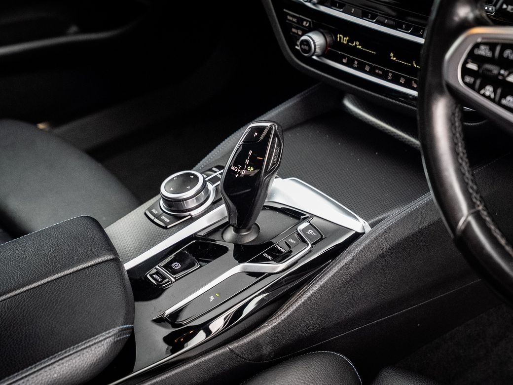 2022 BMW 5 Series