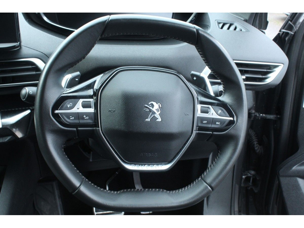 2024 Peugeot 5008