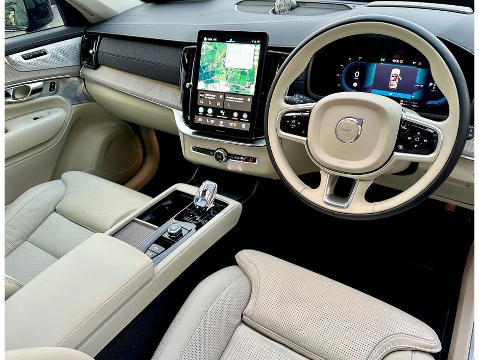2025 Volvo XC90