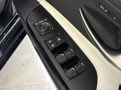 2023 Lexus ES 300h