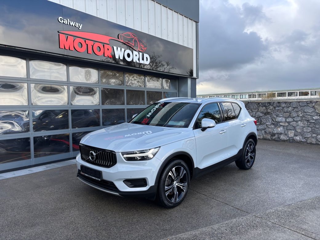 2022 Volvo XC40