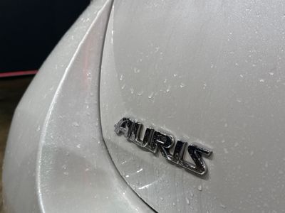 2017 Toyota Auris
