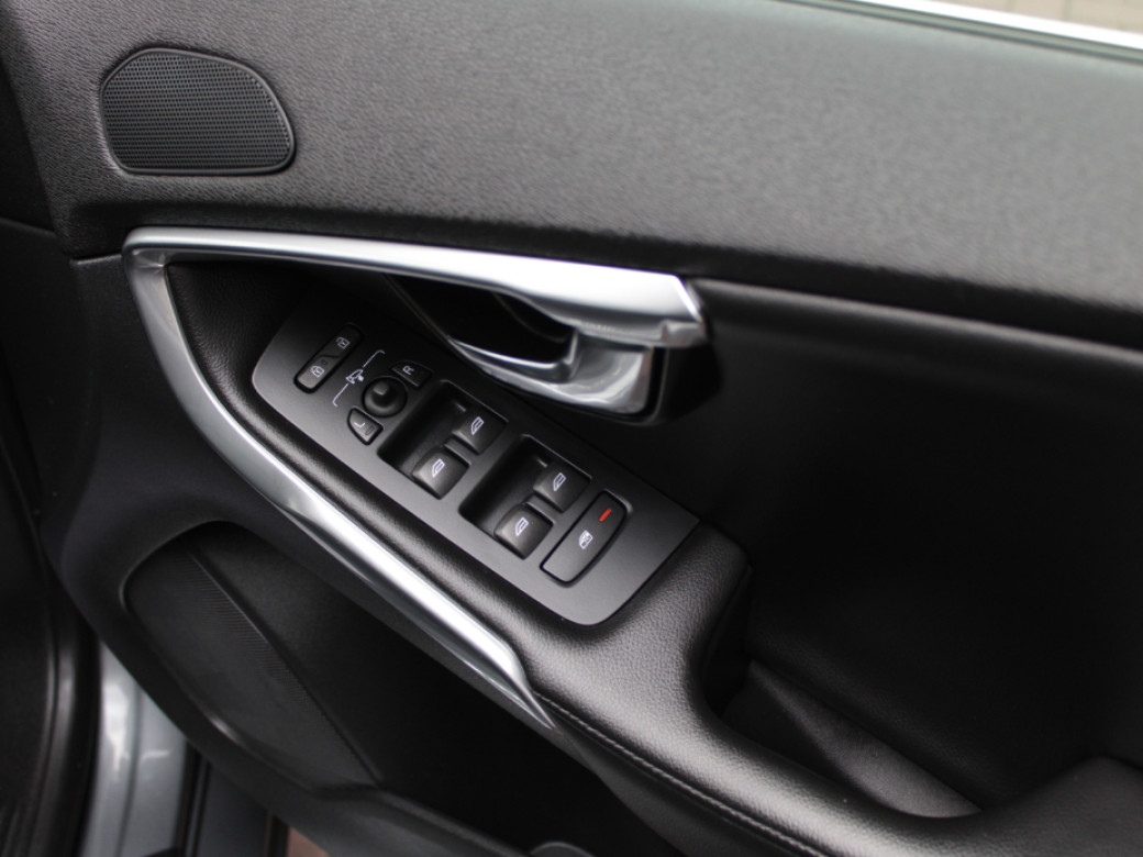 2016 Volvo V40