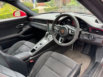 2017 Porsche 911