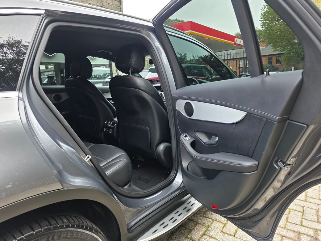 2021 Mercedes-Benz GLC Class
