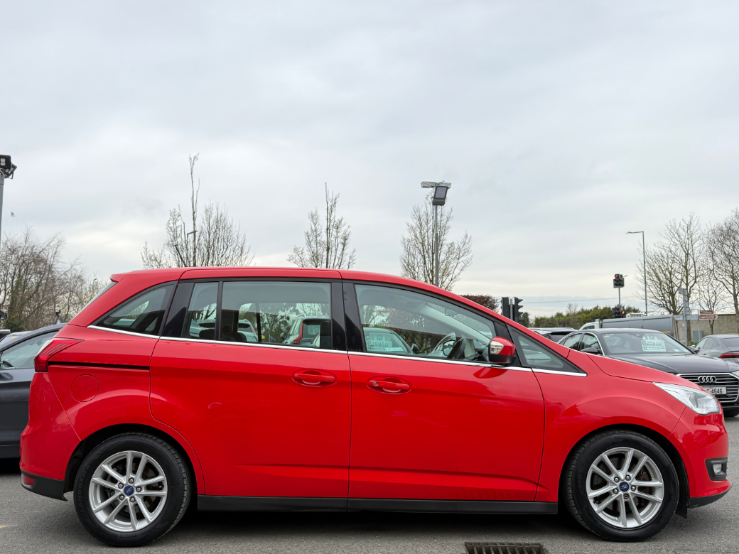 2018 Ford Grand C-Max