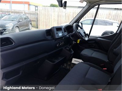 2023 Renault Master