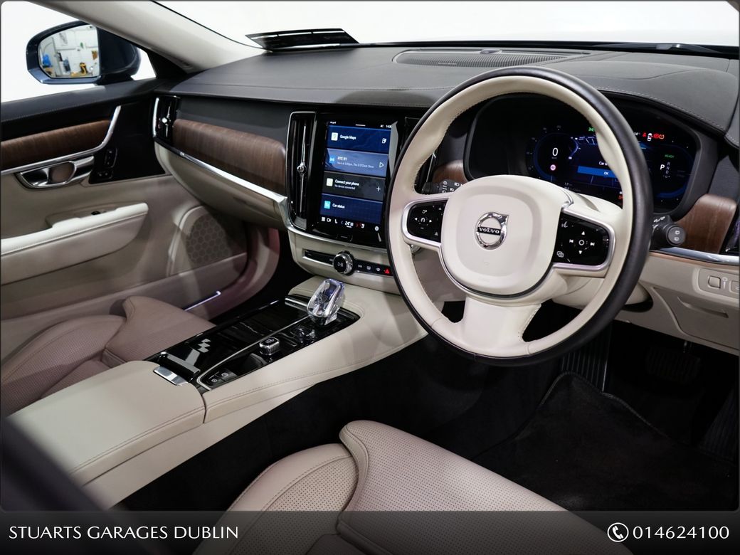 2021 Volvo V90